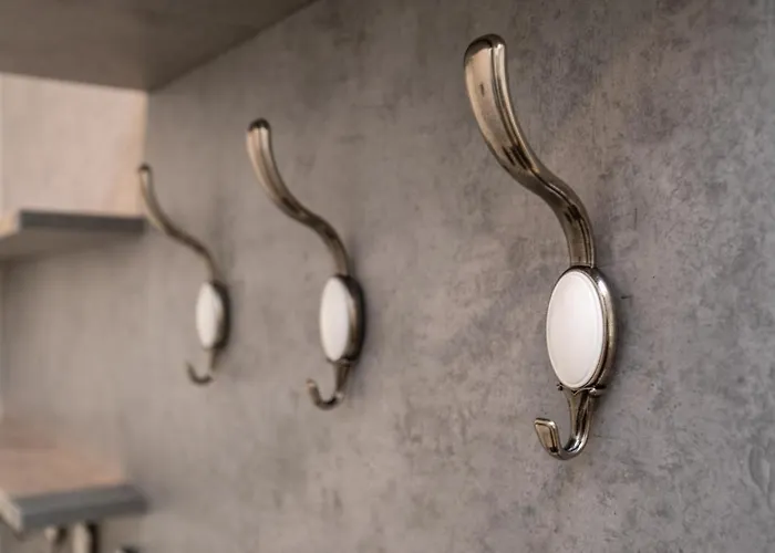 Brand New, Cozy And Quiet 1 Bedroom Apartment, Free Parking Lägenhet *