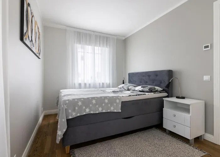 Apartment Brand New, Cozy And Quiet 1 Bedroom Apartment, Free Parking